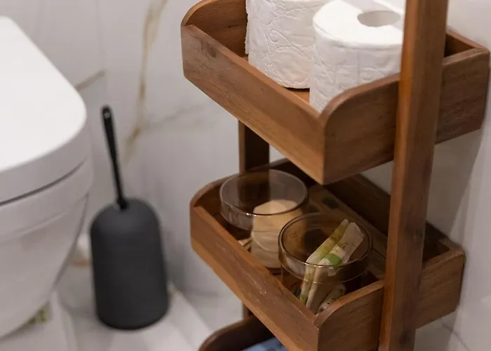 Glecer Kop, Cozy Design A5, Free Parking Garage